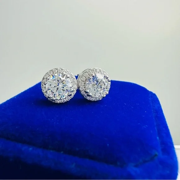 925 Sterling Silver Screwback Halo Diamond CZ Stud Earrings - Picture 6 of 8